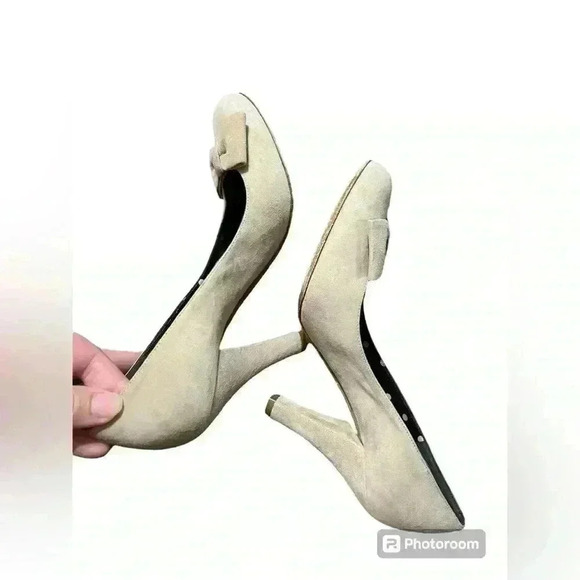 Moschino Cheap and Chic Beige Suede Stiletto/Pump Heels Size 7.5 - Picture 4 of 10